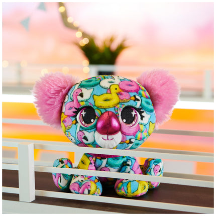 GUND P.Lushes Designer Fashion Pets Angie Springs Koala de peluche de primera calidad, rosa y azul, 15 cm