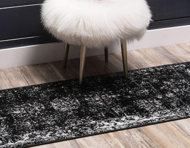Unique Loom Sofia Collection Traditional Vintage Black Home Décor Runner Rug (2' x 7')