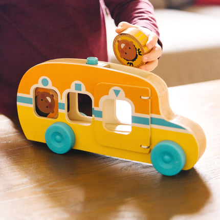 Melissa & Doug GO Tots Wooden Toy Race Bus (1 Bus, 3 Discs) with Collectible Characters | Wooden Toy for Infants | Developmental Toy for Toddlers | 0+| Gift for Baby Boys or Baby Girls - FSC Certified