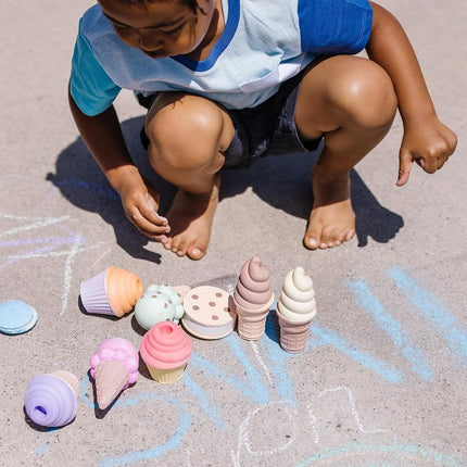 Melissa & Doug Ice Cream & Cake Chalk Set