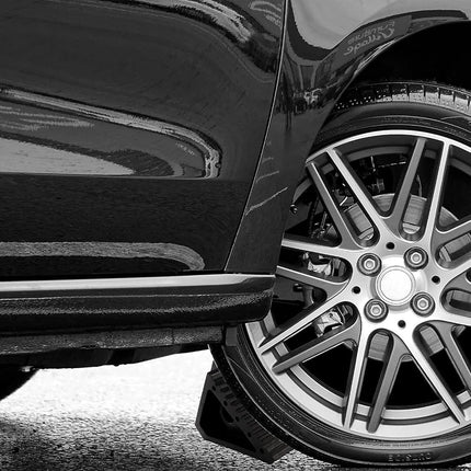 Fasmov 2 Pack Solid Rubber Heavy Duty Wheel Chock, 3.85kg