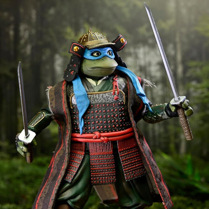 NECA Teenage Mutant Ninja Turtles 3 (Movie) - Turtles in Time- 1:7 Scale Collectible Action Figures, Leonardo & Michelangelo 2-Pack