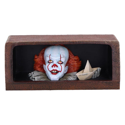 Nemesis Now IT Pennywise Drain Light Up Figurine 2
