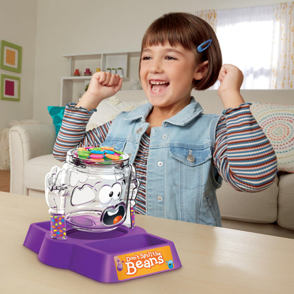 Hasbro Gaming No derrames los frijoles, juego preescolar fácil y divertido para niños de 3 años en adelante, para 2 jugadores