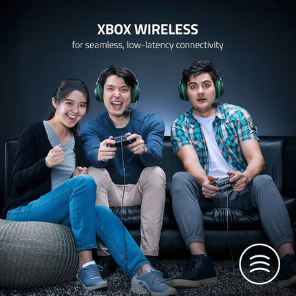 Casque de jeu sans fil Razer Kaira pour Xbox Series X|S, Xbox One : Haut-parleurs Triforce Titanium 50mm - Micro cardioïde - Coussinets d'oreille en mousse à mémoire de forme respirants - Bouton d'appairage EQ - Windows Sonic - Noir