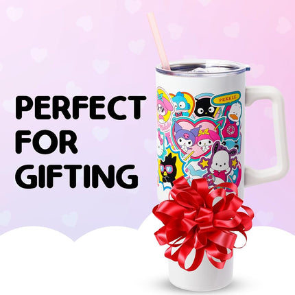 Vaso de acero inoxidable Silver Buffalo Sanrio Hello Kitty and Friends con calcomanía de collage, asa y pajita, cabe en portavasos estándar, 40 onzas