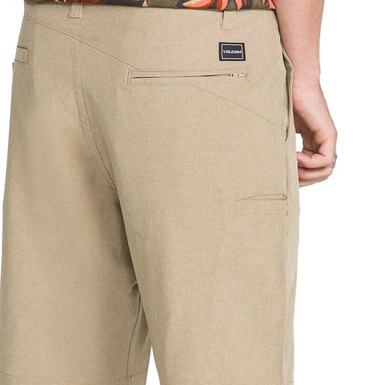 Volcom Men's Kerosene 21" Hybrid Chino Shorts, Khaki
