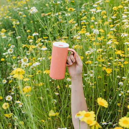 Ello Campy Vacuum Insulated Travel Mug with Leak-Proof Slider Lid and Comfy Carry Handle, Perfect for Coffee or Tea, BPA Free, Georgia Peach, 18oz