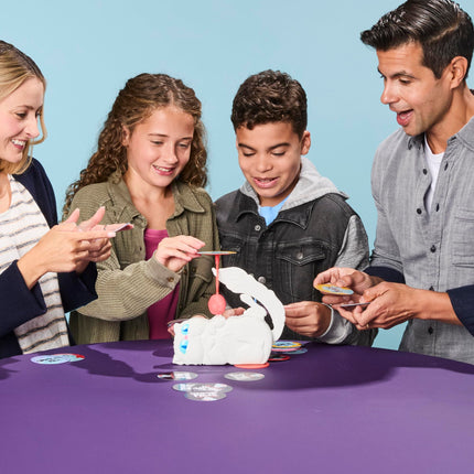 Hasbro Gaming Throwing Paws: A Cat Card Game – Fun Skill and Action Card Games for Children
