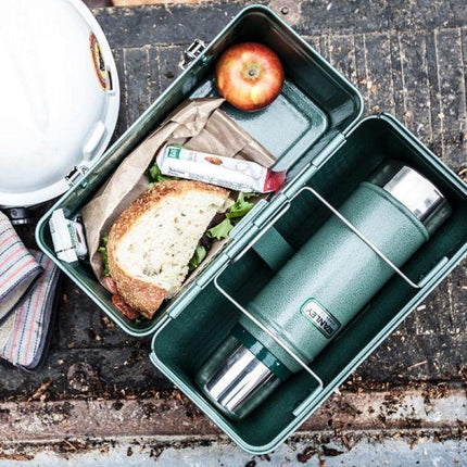 Stanley Classic Lunch Box, Hammer Tone Green, 5.5-Quart
