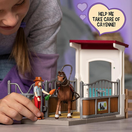 Schleich Horse Club - 25Pc Horsebox With Hannah & Cayenne - Kids 5+ | 42710