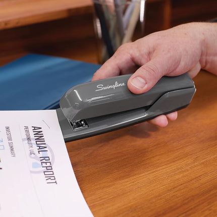 Swingline Stapler, 25 Sheet Capacity, 747 Business Stapler, Jam Free, Metal, Steel Gray (74759)
