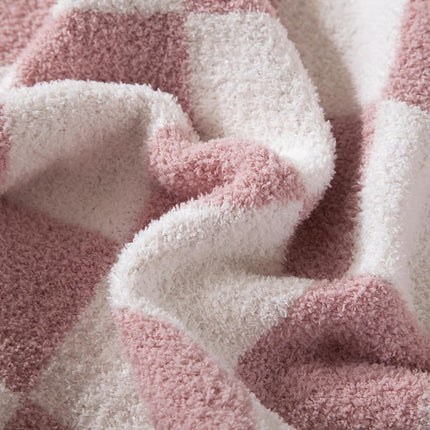Elegant Comfort Checkered Throw Blanket, Light Pink Super Soft Cozy Fluffy Warm Throw Blankets for Couch, Sofa, Chair, Bed, Camping, Picnic, Travel Lightweight Bed Blanket (50" x 70")
