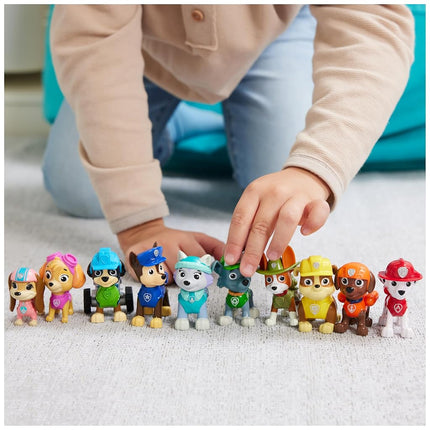 Paw Patrol, 10th Anniversary, All Paws On Deck Toy Figures Gift Pack with 10 Collectible Action Figures, Kids' Toys for Ages 3 and up