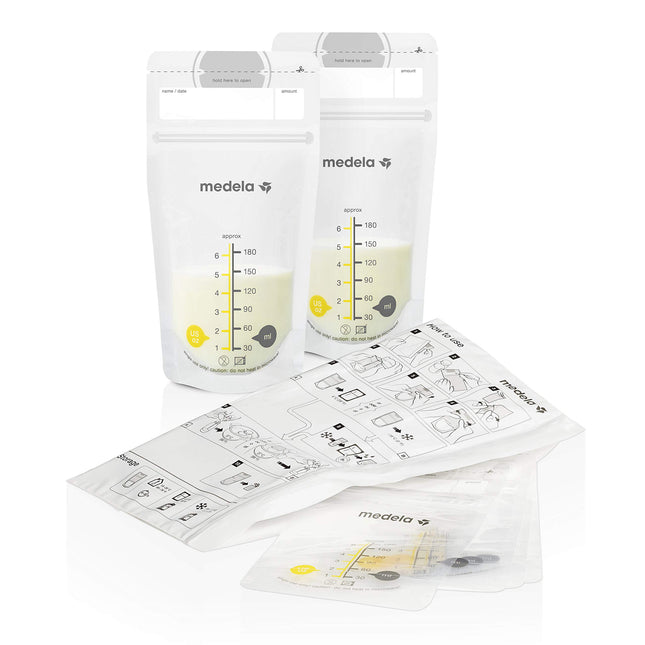 Medela Breast Milk Storage Kit, Breastfeeding Supplies and Containers, Breast Milk Organizer, Made BPA Free