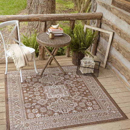 Unique Loom Outdoor Aztec Collection Area Rug - Chalca (5' 3" Square, Brown/Ivory)