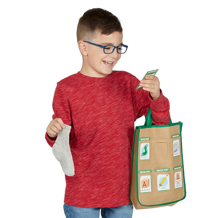 Melissa & Doug |Let's Explore Indoor/outdoor scavenger hunt play set| 3 years+