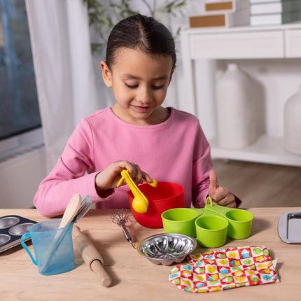 Melissa & Doug Let's Play House Baking Play Set (Pretend Play Kitchen Accessories, 20 Pieces)