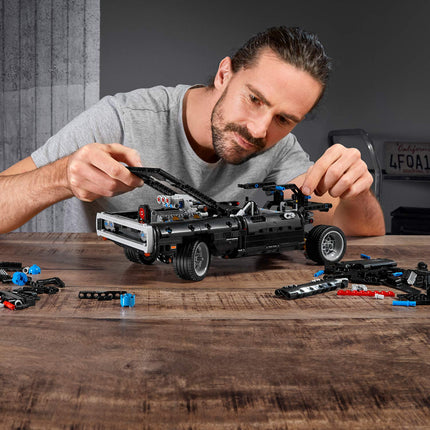 Lego Technic Dom's Dodge Charger