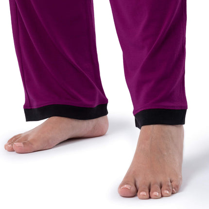 Fruit of the Loom Women's Short Sleeve Tee and Pant 2 Piece Sleep Pajama Set, Berry, M