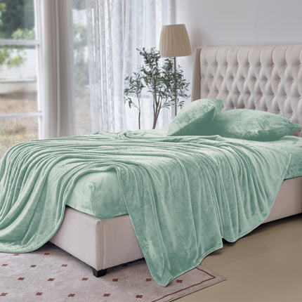 Elegant Comfort Luxuriously Soft 4-Piece Velvet Plush Flannel Sheet Set - Premium Quality - Cozy Warm, Anti-Static, Non Pilling Fuzzy Velvet Flannel Fleece Deep Pocket Sheet Set - Full, Mint Green