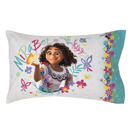 Juego de ropa de cama para niño pequeño de 4 piezas Disney Encanto Tropical Delight con flores y mariposas rosas y aguamarinas - Edredón, sábana bajera, sábana encimera y funda de almohada reversible