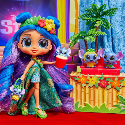 Disney Doorables ADOORBS Deluxe Stitch Superfan Doll, 2 Exclusive Figures, Movie Premiere, Unbox 10 Mini Accessories, Toy Gift for Collectors, Fans, Tweens, Girls & Kids 5 and Up