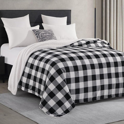 Elegant Comfort Ultra Soft Reversible Buffalo Plaid Flannel Sherpa Blanket - Cozy Silky Checkered Fleece Throw for Couch, Bed - Plush Fuzzy Warm Winter Blanket for Gift, King, Black
