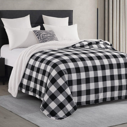 Elegant Comfort Ultra Soft Reversible Buffalo Plaid Flannel Sherpa Blanket - Cozy Silky Checkered Fleece Throw for Couch, Bed - Plush Fuzzy Warm Winter Blanket for Gift, Twin XL, Black