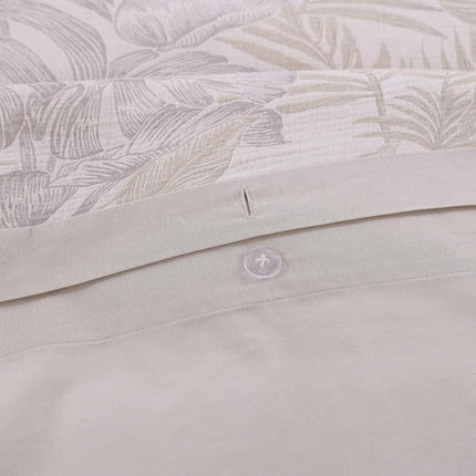 Tommy Bahama - Duvet Cover Set, Luxuriously Soft Bedding with Matching Shams, All-Cotton Yarn-Dye Fabric, Cozy Home Essentials (Jungle Palms Beige, Full/Queen)