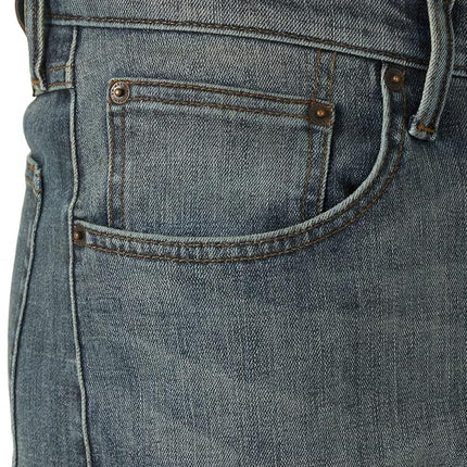 Wrangler Men's Free-to-Stretch Athletic Fit Jean, Mediterranean, 33W x 32L