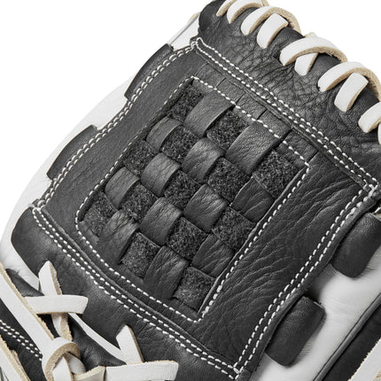 Wilson 2024 A1000® P12 12” Pitcher’s Fastpitch Softball Glove - White/Grey, Left Hand Throw