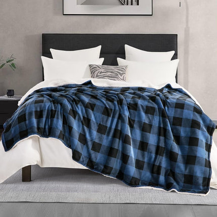 Elegant Comfort Ultra Soft Reversible Buffalo Plaid Flannel Sherpa Blanket - Cozy Silky Checkered Fleece Throw for Couch, Bed - Plush Fuzzy Warm Winter Blanket for Gift, Twin, Blue
