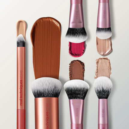 Real Techniques Full Beat Makeup Brush Set, 4 Piece Brush Kit for Foundation, Concealer, Blush, Contour, Highlight & Powder Blending, Travel Set, Soft UltraPlush Bristles, Cruelty-Free