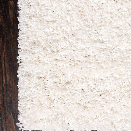 Unique Loom Solo Solid Shag Collection Area Rug- Modern Plush Rug Lush & Soft (6' 0 x 9' 0 Rectangular, Snow White)