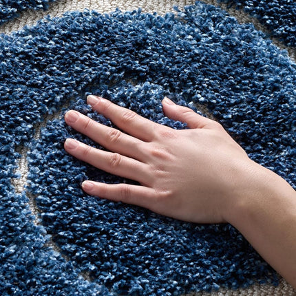 Safavieh Shaggy Indoor Woven Rectangle Area Rug, Florida Shag Collection, SG455, in Dark Blue/Cream, 99 x 160 cm for Living Room, Bedroom or Any Indoor Space