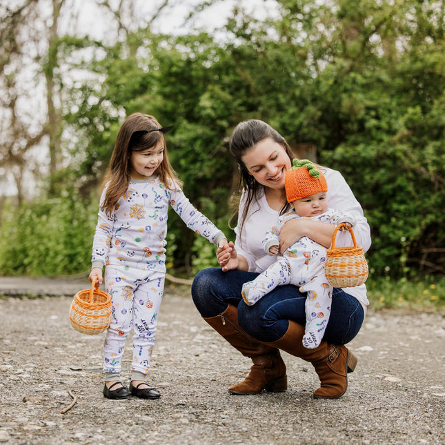 Burt's Bees 2 Piece Pyjama Set, T-Shirt and Trousers, 100% Organic Cotton, Halloween Treats, 24 Months, Halloween Treats, 24 Months