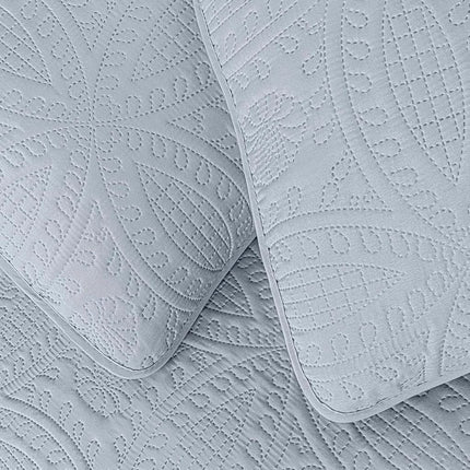Chezmoi Collection Austin Queen Bedspread Set 3-Piece Pinsonic Quilted Oversized Bedspread Coverlet Set, Queen, Silver