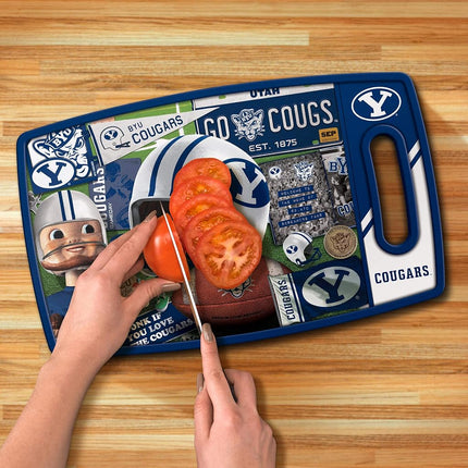 YouTheFan NCAA BYU Cougars Retro Series Tabla de cortar