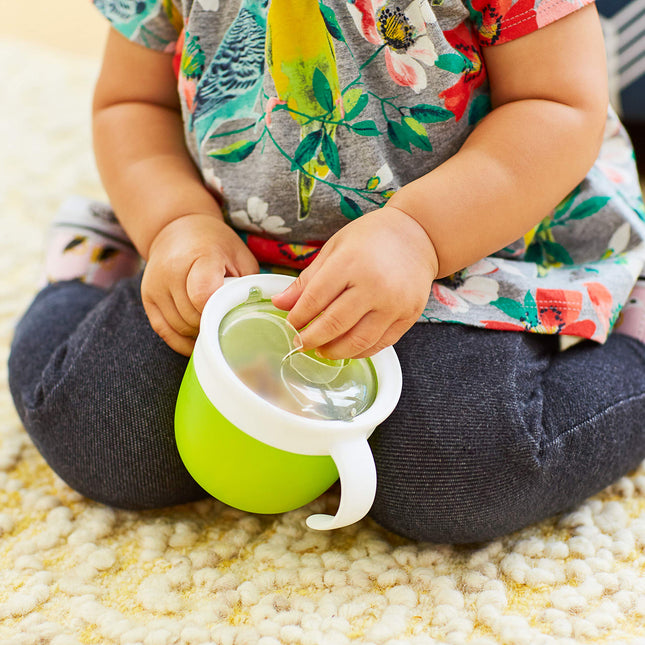 Munchkin 2 Piece Snack Catcher, Blue/Green, 2 Piece Set (Pack of 1)