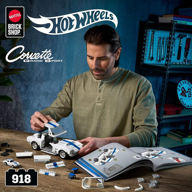 Mattel Brick Shop Hot Wheels Elite Series Building Set, Corvette Grand Sport with 918 Pieces, Realistic Details and Custom Decals, Adult Collectors and Kids Ages 10+