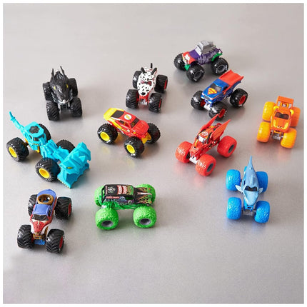 Monster Jam, Camions Monster Die-Cast Officiels Grave Digger Vs. El Toro Loco, Échelle 1:64, Jouets pour Enfants de 3 ans et plus