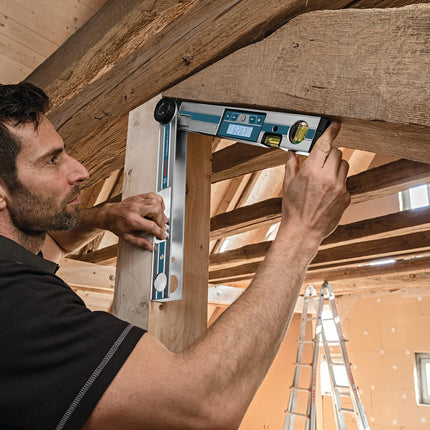 BOSCH GAM 220 MF 4-in-1 Digital Angle Finder, Includes Leg Extension, 4 AA Batteries, & Carrying Case