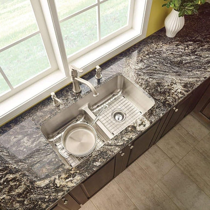 Moen 7245SRS Belfield One-Handle High Arc Kitchen Faucet with Side Spray, Spot Resist Stainless