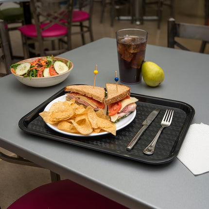 Bandeja de cafetería Carlisle FoodService Products Cafe Fast Food con superficie estampada para cafeterías, comida rápida y comedor, plástico, 16.31 x 12.06 x 0.7 pulgadas, negro, (paquete de 24)