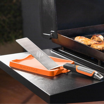 Blackstone 5097 Silicone Spatula Mat for Laddle, Serving Spoon Drip Pad & Grill Utensil Holder for Kitchen, Stovetop, Cooking & Countertop-Heat Resistant, Non Slip, Heavy Duty & Utensils Keeper