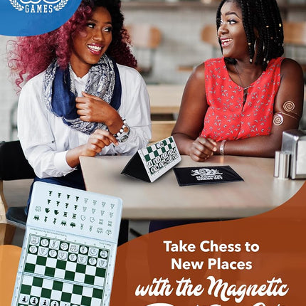 Mini jeu d'échecs de voyage magnétique WE Games – Plateau pliable de 6 pouces avec pièces en vinyle durables et reines supplémentaires – Jeu d'échecs magnétique intérieur et extérieur – Logo blanc