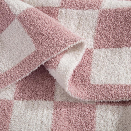 Elegant Comfort Checkered Throw Blanket, Light Pink Super Soft Cozy Fluffy Warm Throw Blankets for Couch, Sofa, Chair, Bed, Camping, Picnic, Travel Lightweight Bed Blanket (50" x 70")