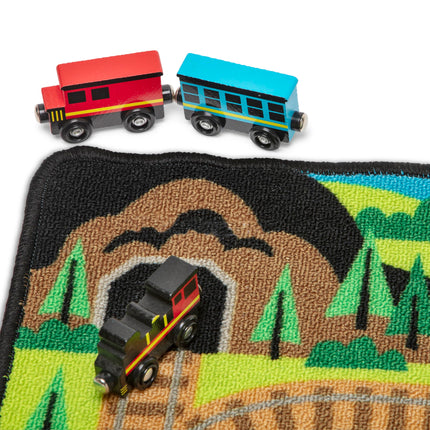 Melissa & Doug Tapis de jeu Circuit de train avec 3 wagons de train en bois à assembler (39 x 36 po, emballage facile à ouvrir)