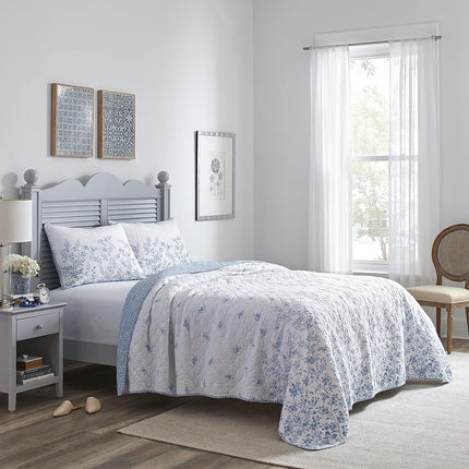 Laura Ashley - Flora Collection - Quilt Set - 100% Cotton, Reversible Bedding with Matching Sham(s), Pre-Washed for Added Softness, Twin, Blue